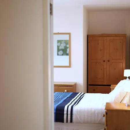 Long Quay Apartments,