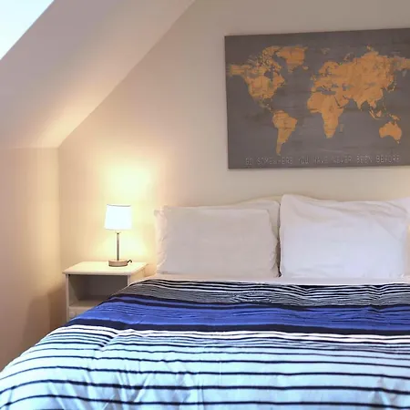 Long Quay Apartments, *