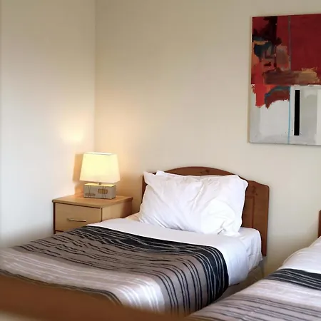 Long Quay Apartments,