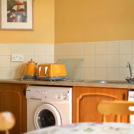 Long Quay Apartments, *