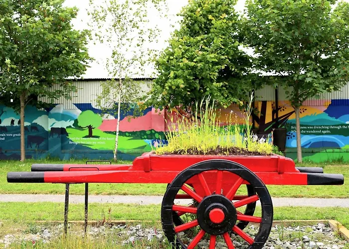 Long Quay Apartments,